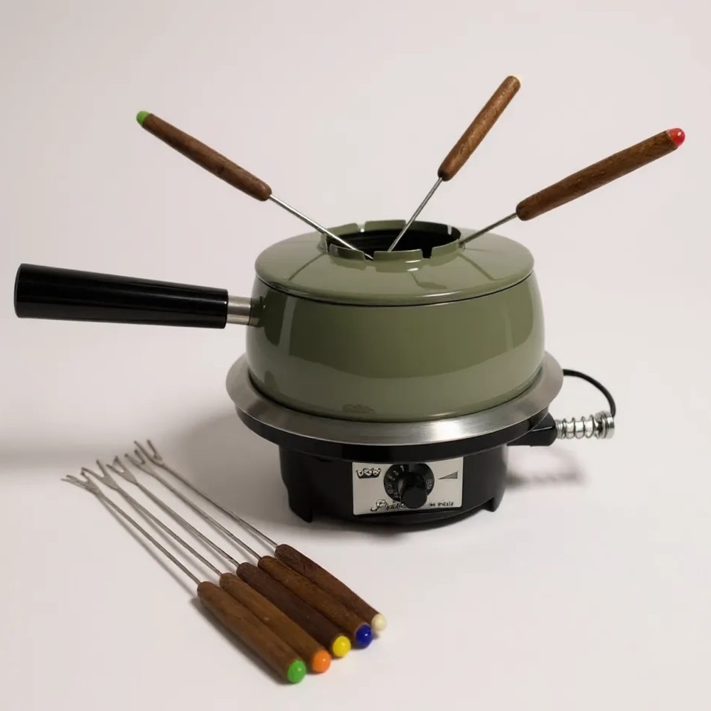 Vintage 70’s Princess by REGAL Electric Fondue Set